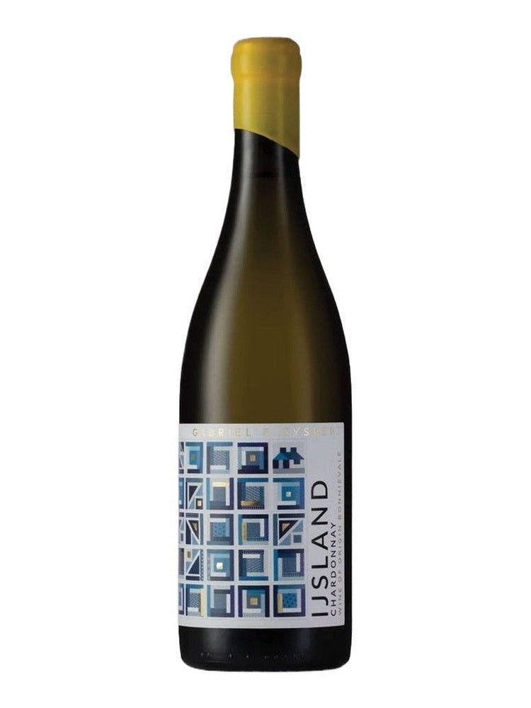 Ijsland Chardonnay wine bottle front view showing geometric label design